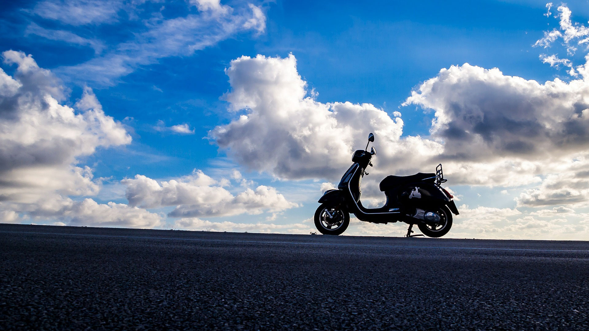 rent scooter favignana